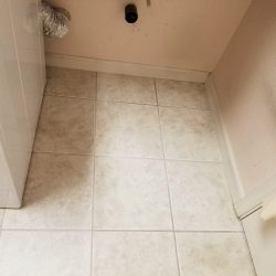 Tile Cleaning in the Laundry Room & Bathroom